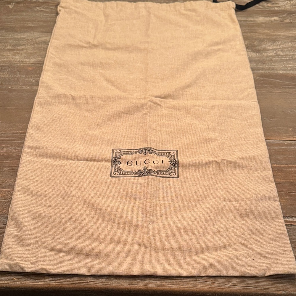 Gucci dust bag for bag